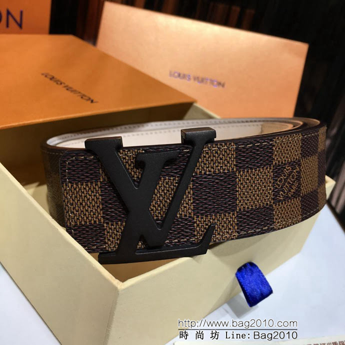 路易威登LV 新款 LV INITIALS MONOGRAM 腰帶 金色LV首字母帶扣 休閒百搭 男士皮帶  xfp1117